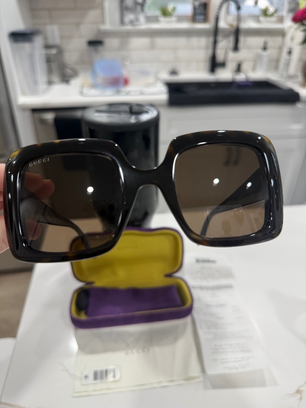 NWT 100% Authentic Gucci 54mm Square Sunglasses - Brown with gold Gucci emblems